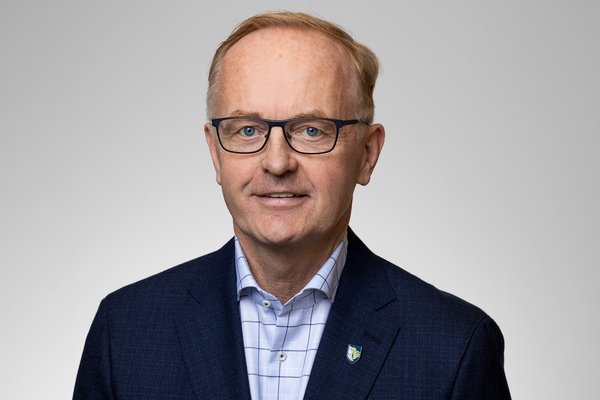 Bæjarstjóri Reykjanesbæjar gagnrýnir vöffluboð Sjálfstæðisflokksins