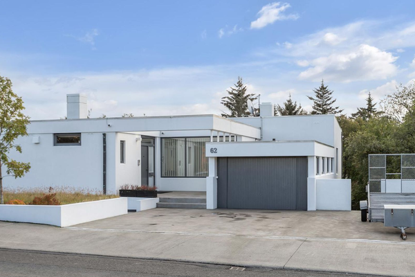 Illa gengur hjá fyrrum Ungfrú Ísland að selja Sigvaldahús