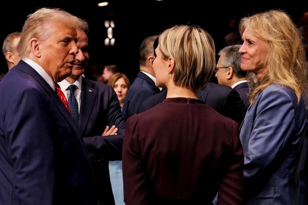 Partýbúðin setur Trump í flokk með trúðum