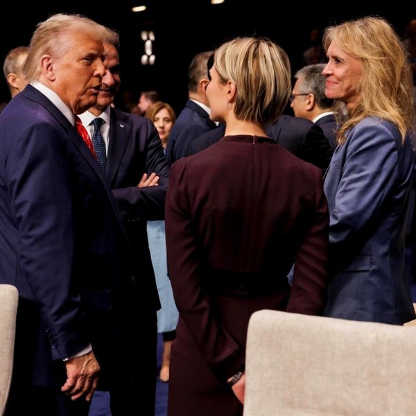 Partýbúðin setur Trump í flokk með trúðum