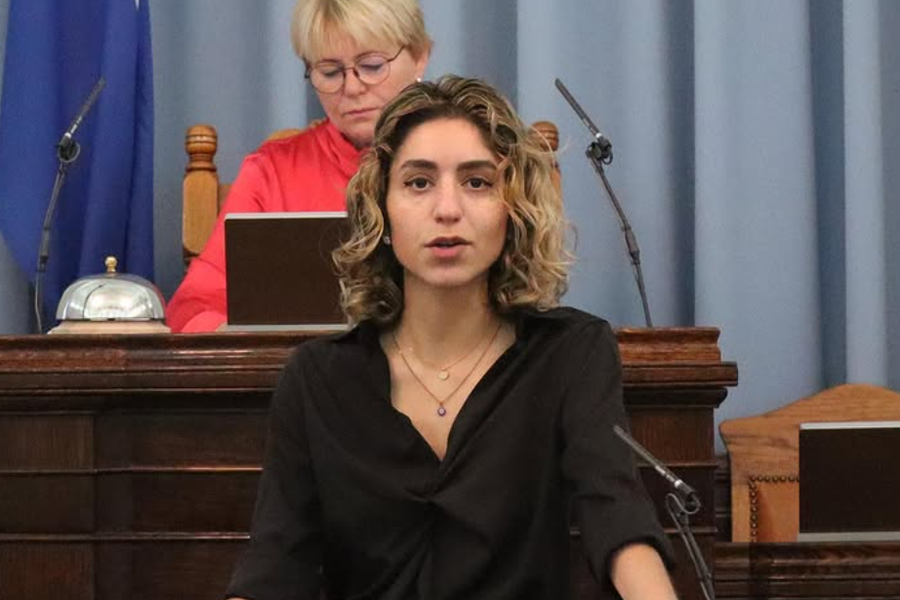 „Er ekki kominn tími til að tala um eitthvað annað en útlendinga, t.d. húsnæðismál eða eitthvað?“