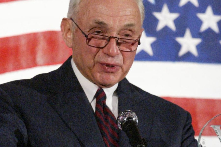 Milljarðamæringur boðaður í skýrslatöku vegna tengsla við Jeffrey Epstein