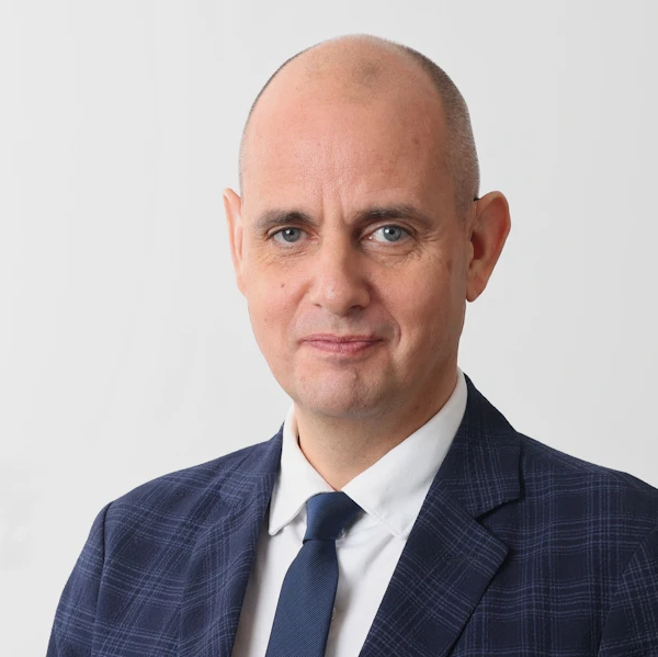 Magnús tekinn fram yfir fyrrverandi þingmann
