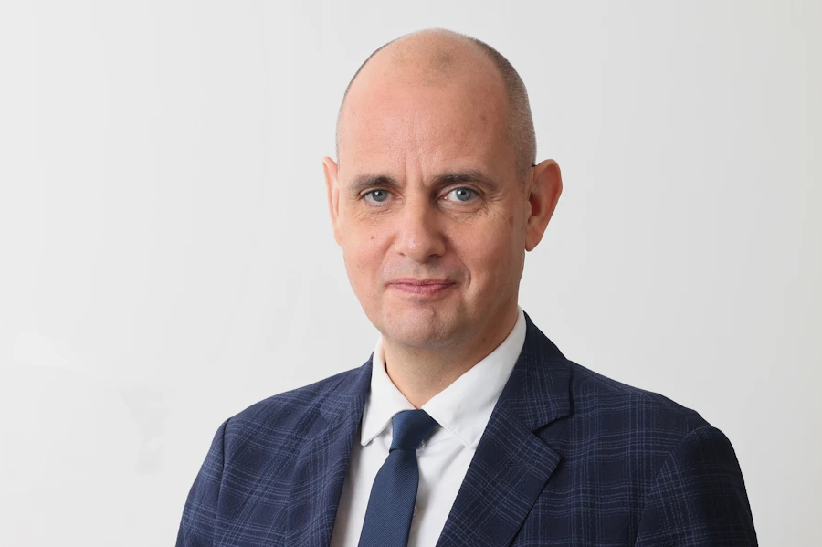Magnús tekinn fram yfir fyrrverandi þingmann