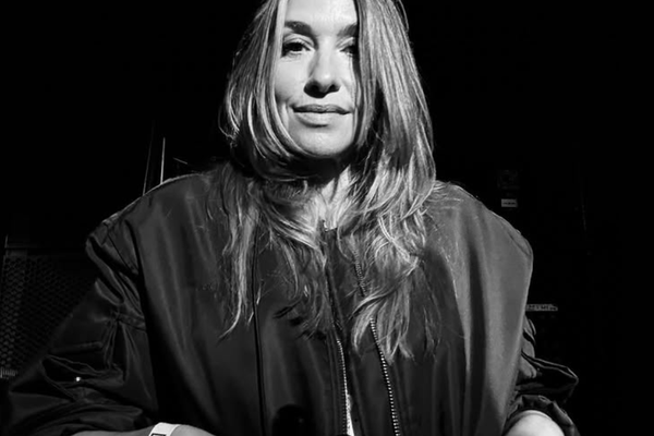 Söngkona All Saints opinberar dekkri hlið poppheimsins á tíunda áratugnum