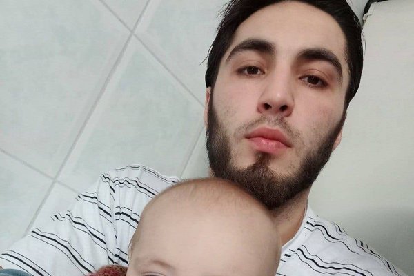 Meðlimir Pussy Riot fordæma brottvísun rússneskrar fjölskyldu frá Íslandi