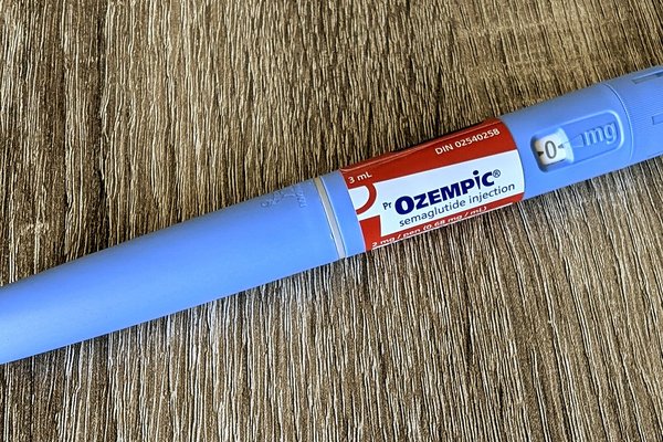 Semja við gervigreindarfyrirtæki um að þróa lyf