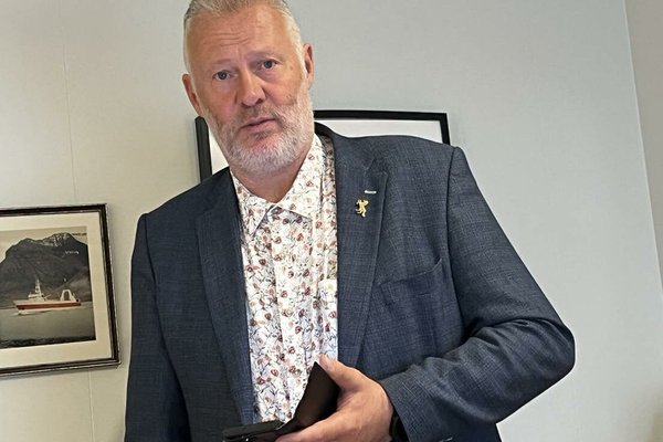 Páll Steingríms stofnar fyrirtæki