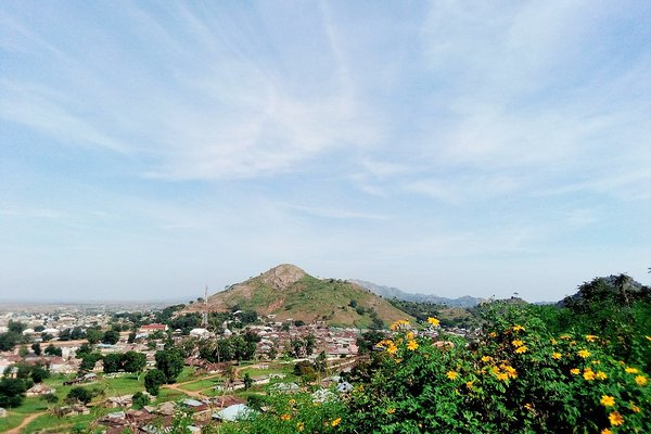 38 látnir eftir sprengingu í námu