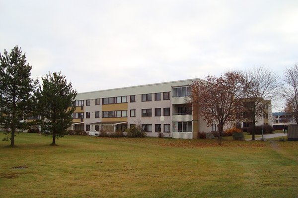 Sænskum skólum lokað vegna hótana