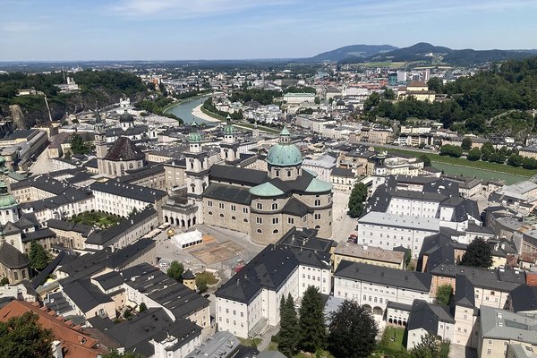 Einn látinn eftir alvarlegt slys í Austurríki