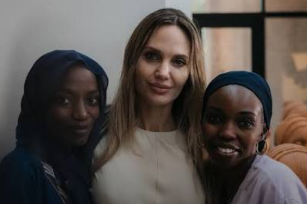Angelina Jolie heiðrar minningu Chibok-stúlkna í Marokkó