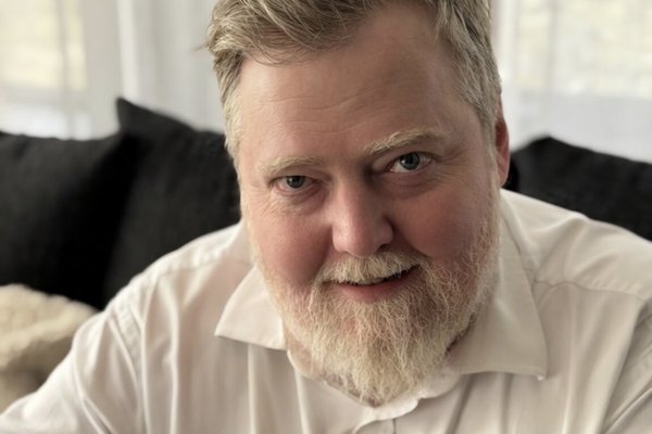 Sigmundur Davíð kynnti leiks nýjan vin