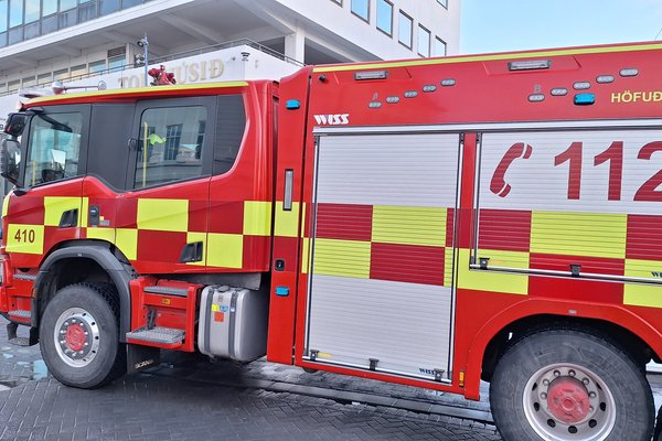 Starfslok slökkviliðsstjóra tengjast fjárreiðum