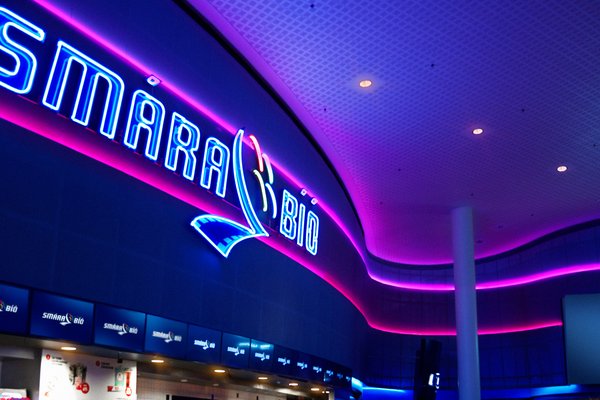 Kvikmyndahúsin enn í vanda