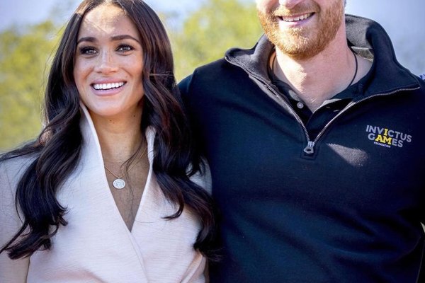 Skelfilegar ásakanir á hendur föður Meghan Markle rannsakaðar á Filippseyjum