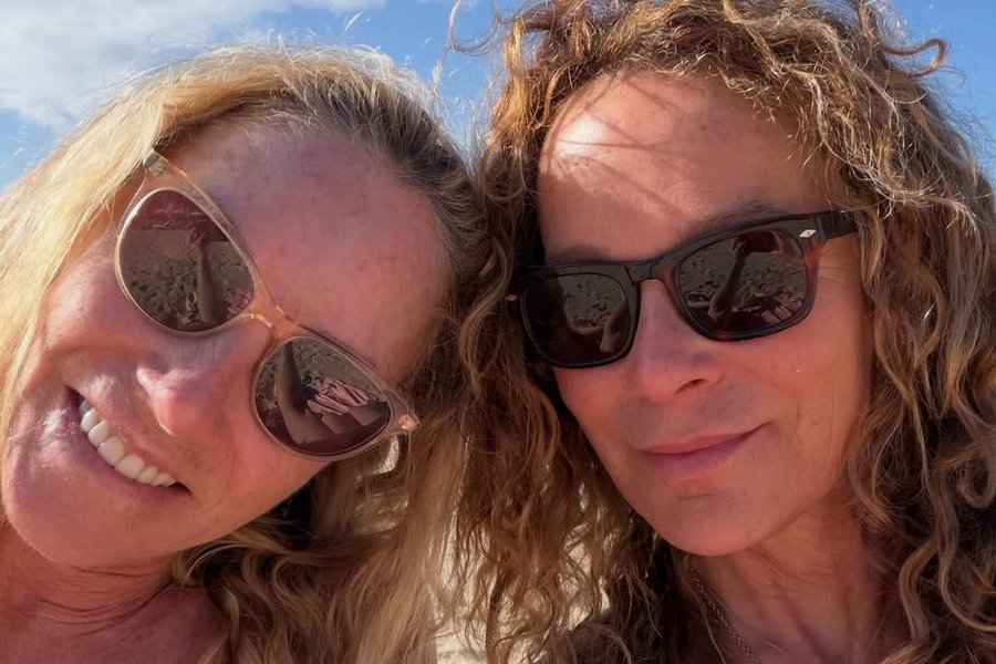 Sextíu og fimm ára og flott í bikiní