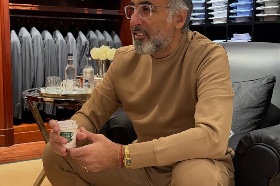 Fyrrverandi eigandi Nottingham Forest stunginn á heimili sínu í Lundúnum