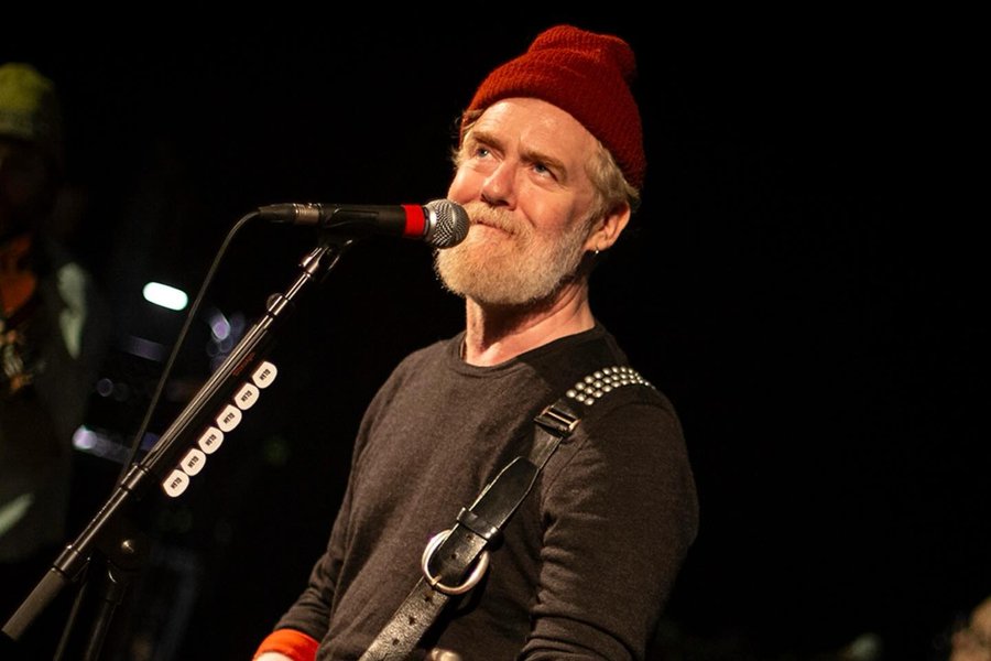 Tónlistarmaðurinn Glen Hansard látinn