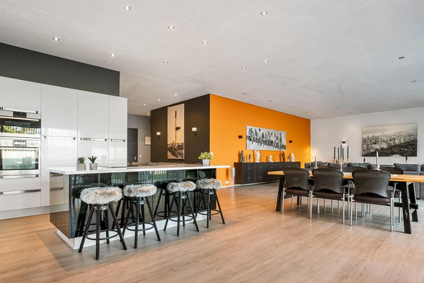 Óska eftir tilboðum í risastórt einbýli í Garðabæ