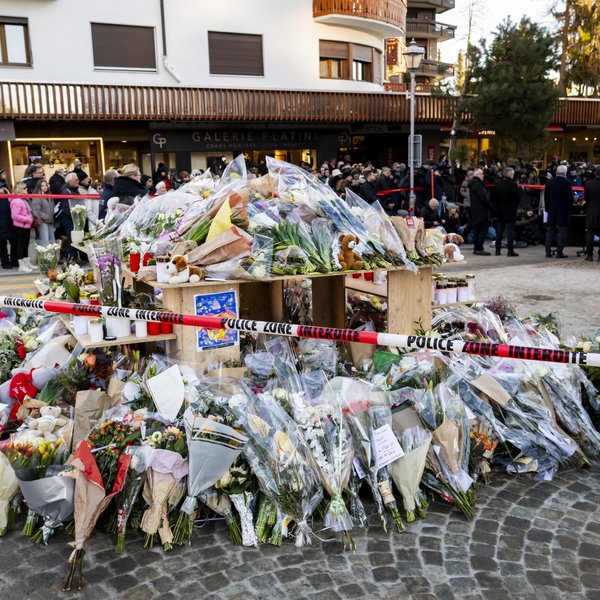 Búið að bera kennsl á 24 fórnarlömb eldsvoðans í Sviss