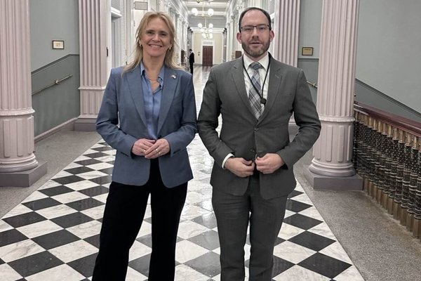 Þorgerður Katrín ræddi við varaþjóðaröryggisráðgjafa Trump