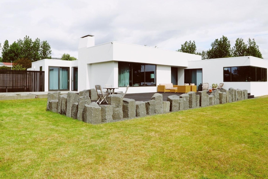 Dularfull fasteign í Fossvogi til sölu