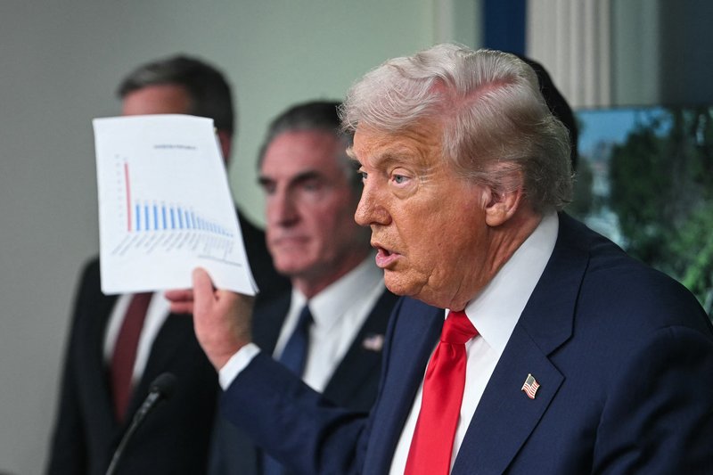 Trump yfirtaka lögreglu