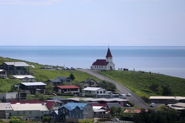 „Stjórnlausir“ ferðamenn trufluðu jarðarför í Vík
