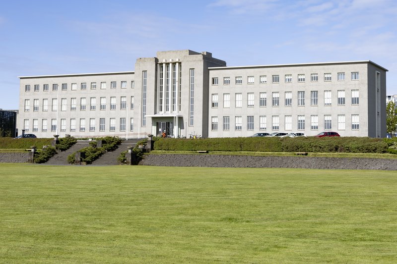 HÍ aðalbygging