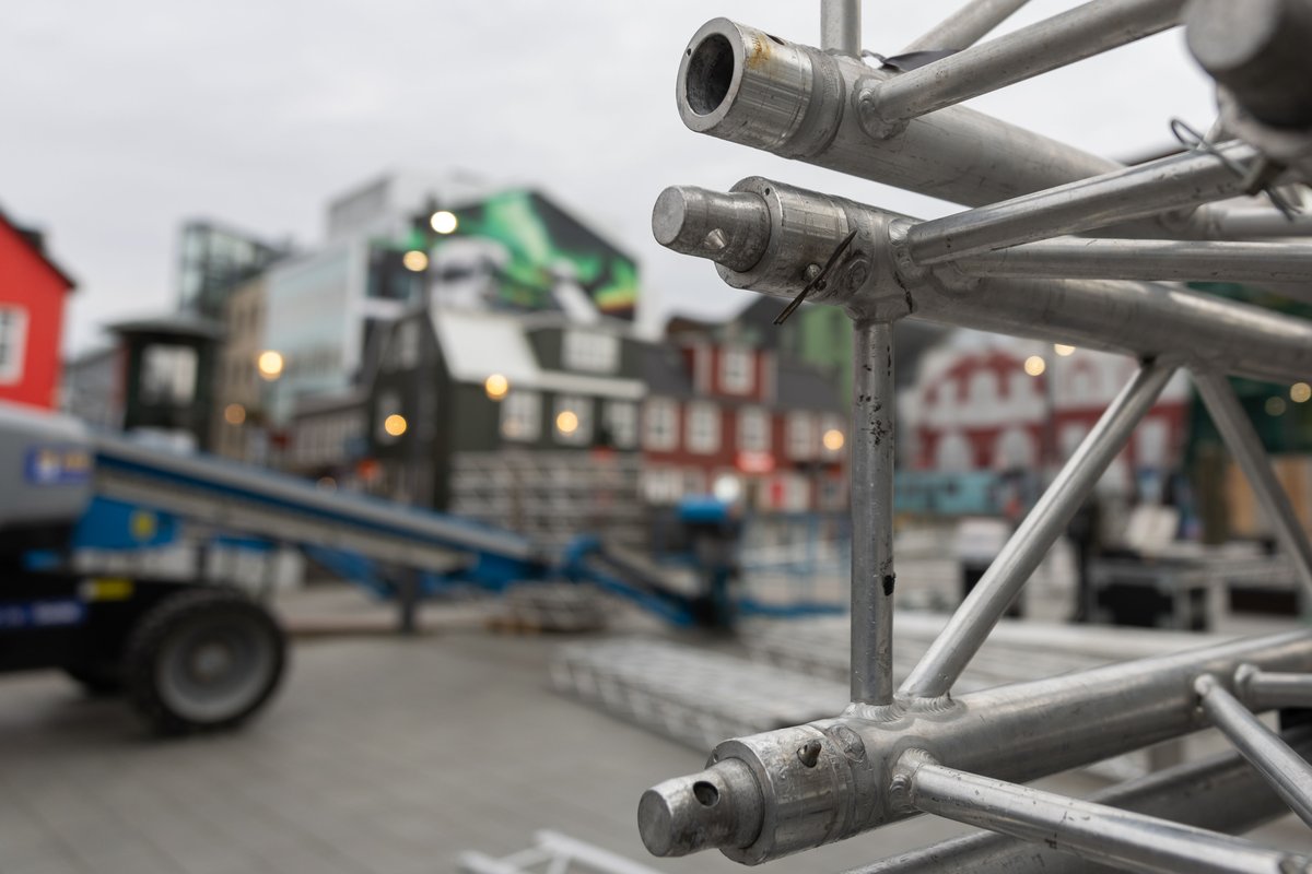 Uppsetning á skautasvelli NOVA