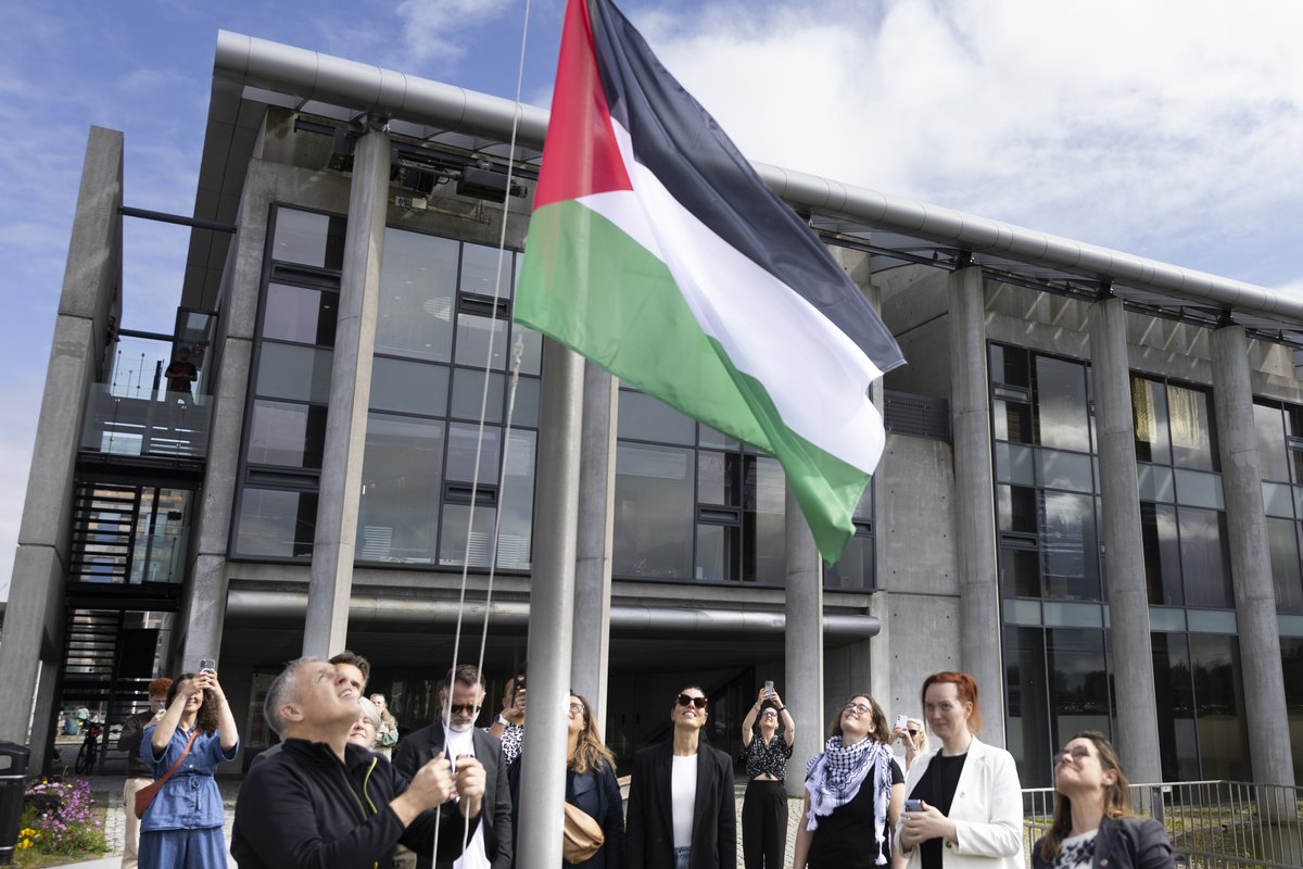 Palestínski fáninn við ráðhús Reykjavíkur