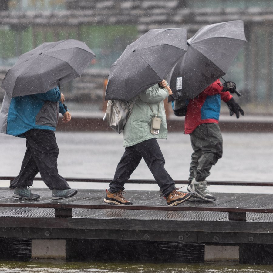 Líkur á eldingum og hellidembu