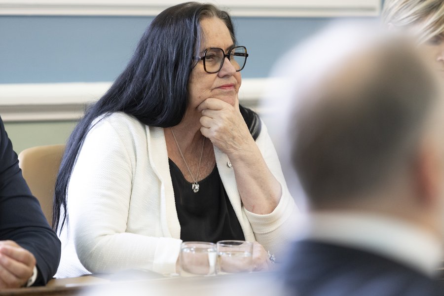 Lektor segir fullyrðingar Ingu Sæland hreina þvælu