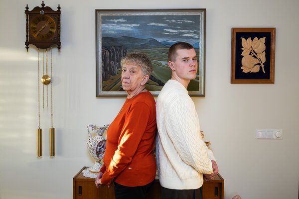 Amma Hauks í lykilhlutverki í nýju myndbandi