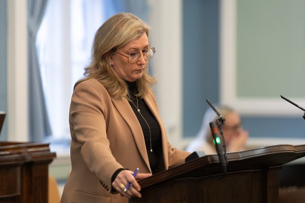 Ætla að endurskoða löggjöf um tæknifrjóvgun