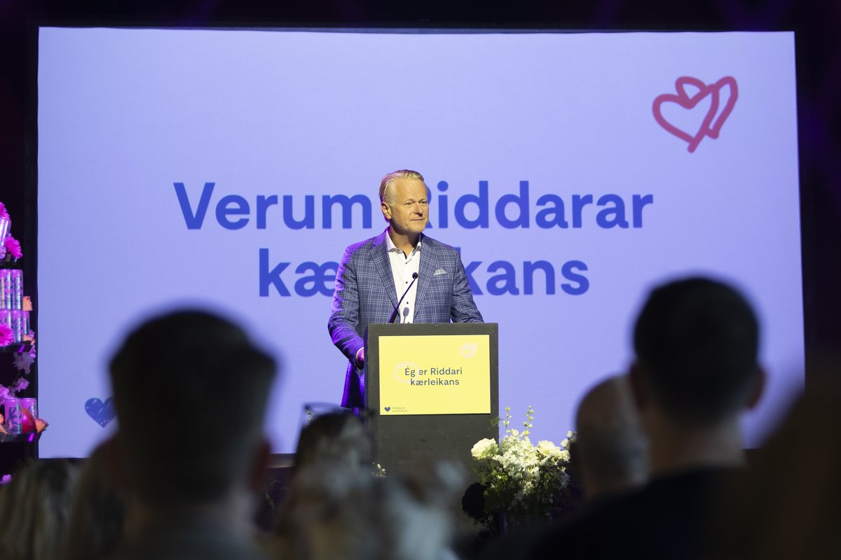 Andri Þór Guðmundsson á viðburði Riddara Kærleikans
