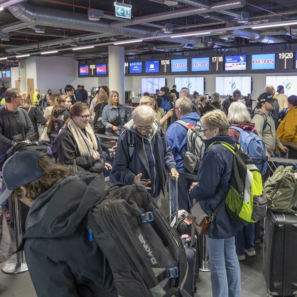 Mögulegt mansal stoppað á Keflavíkurflugvelli