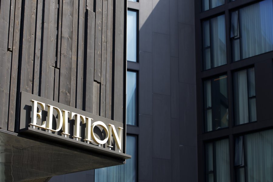 Franska konan ákærð fyrir að myrða dóttur sína