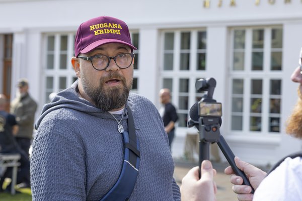 Eldur tengir RÚV og hinsegin fólk við hryðjuverkaárásina í Ástralíu