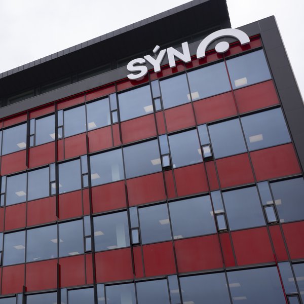 Enski boltinn orðinn 65% dýrari á einu ári