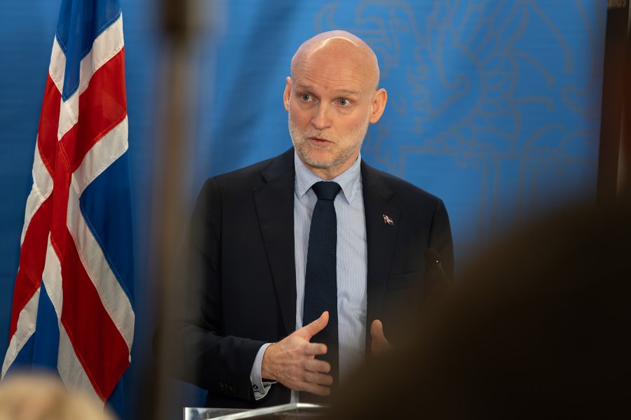 Eyjólfur sendir Morgunblaðinu tóninn