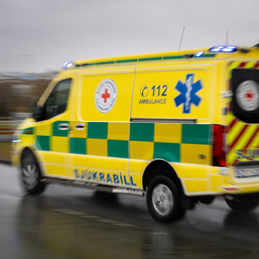 Fórnarlamb flutt á sjúkrahús