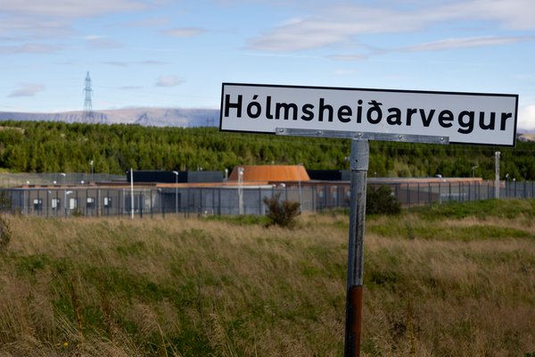 Fósturfaðir grunaður um ítrekuð kynferðisbrot