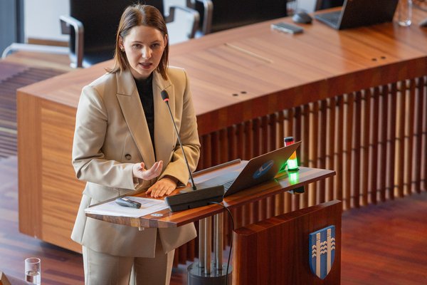 Ragnhildur Alda gagnrýnir Sjálfstæðisflokkinn