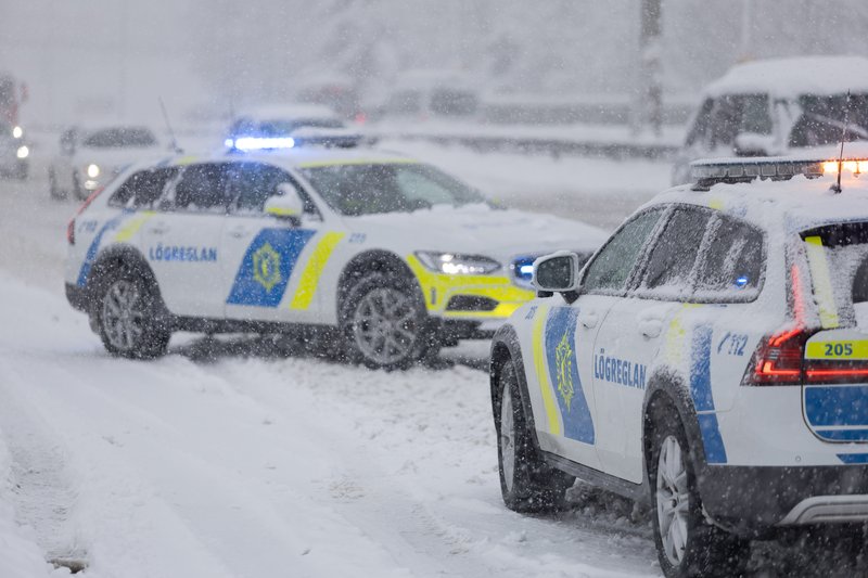Lögreglan snjór