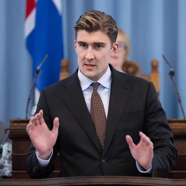 Viktor Orri hæðist að Snorra Mássyni