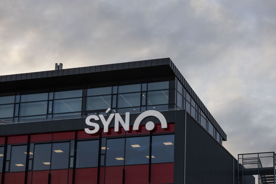 Stjórnvöld styrkja Sýn og Símann um tugi milljóna