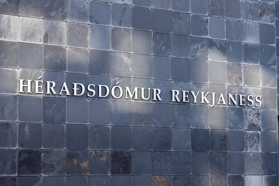 Dæmdur í þriggja og hálfs árs fangelsi fyrir innflutning á kókaíni í vökvaformi