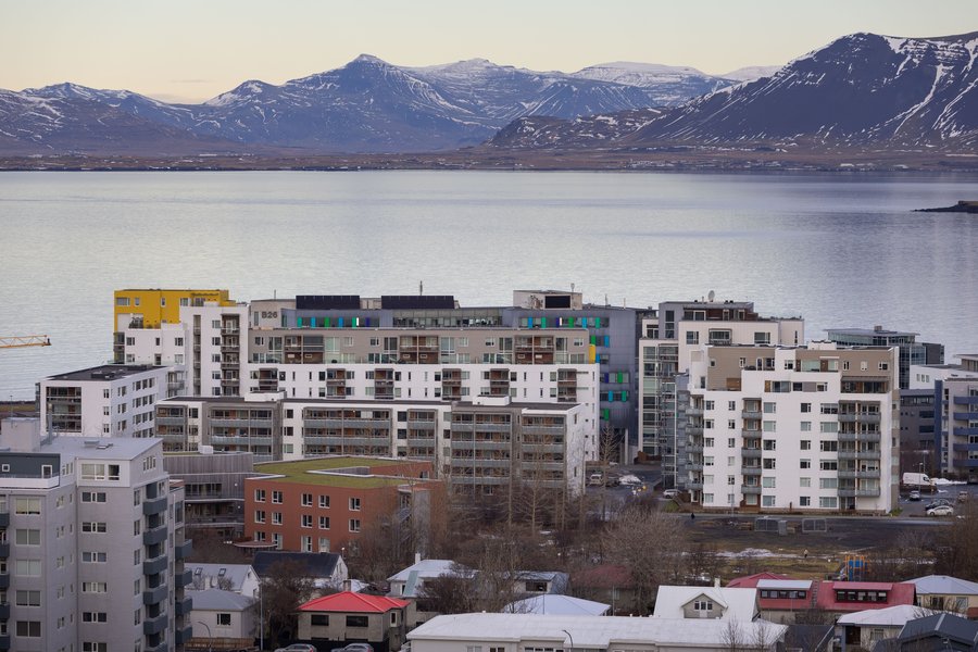 Elí Helgi gekk í skrokk á liggjandi manni með kylfu